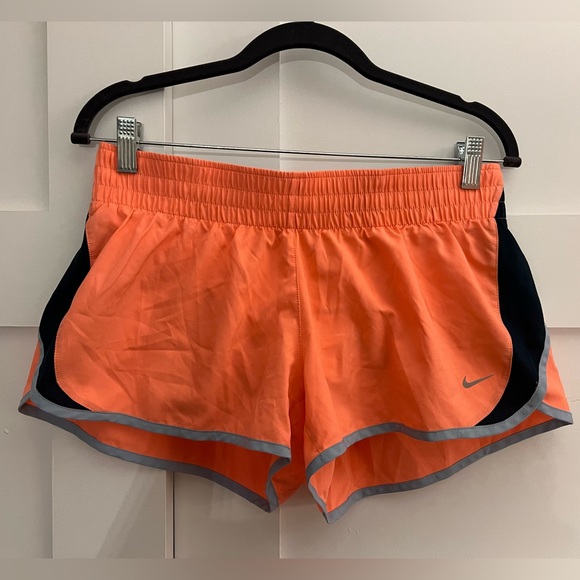 Nike || Dri-Fit Shorts - Picture 1 of 4